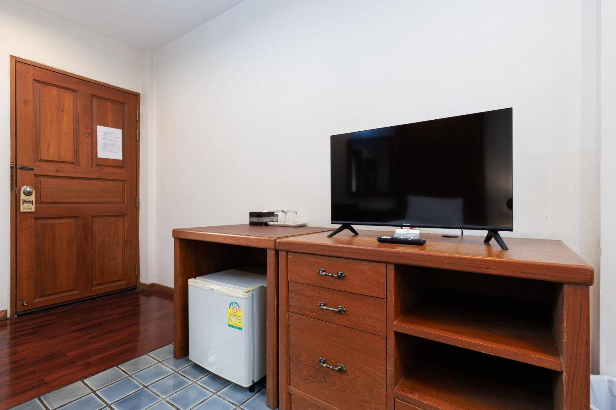 Отель Charlie House Pin Klao Бангкок Номер фото